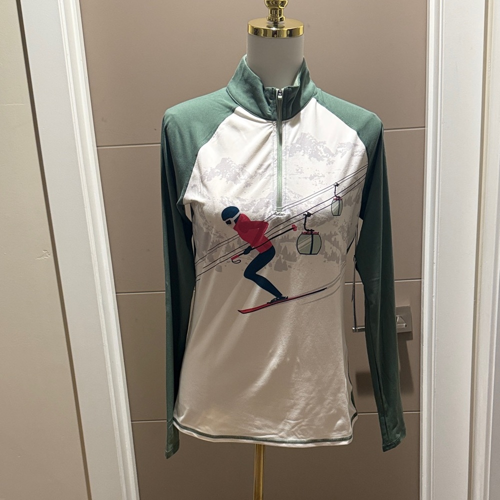 Kyodan Forest Green and White Graphic Pullover